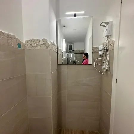 Il Piccolo Rifugio 3* باري